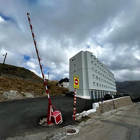 Presidente Edelweiss * Sierra Nevada